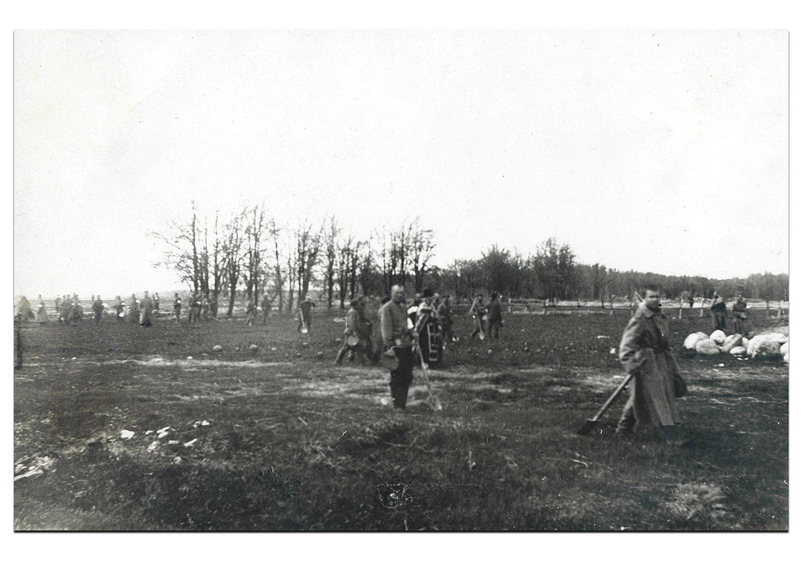 Поле боя после битвы под Поставами весной 1916 г.